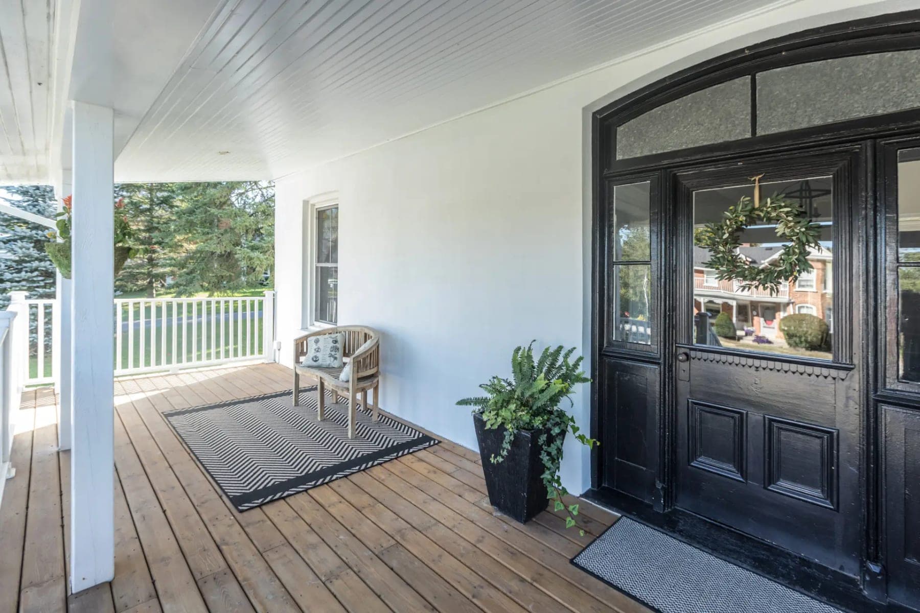 Deck & Fence Staining