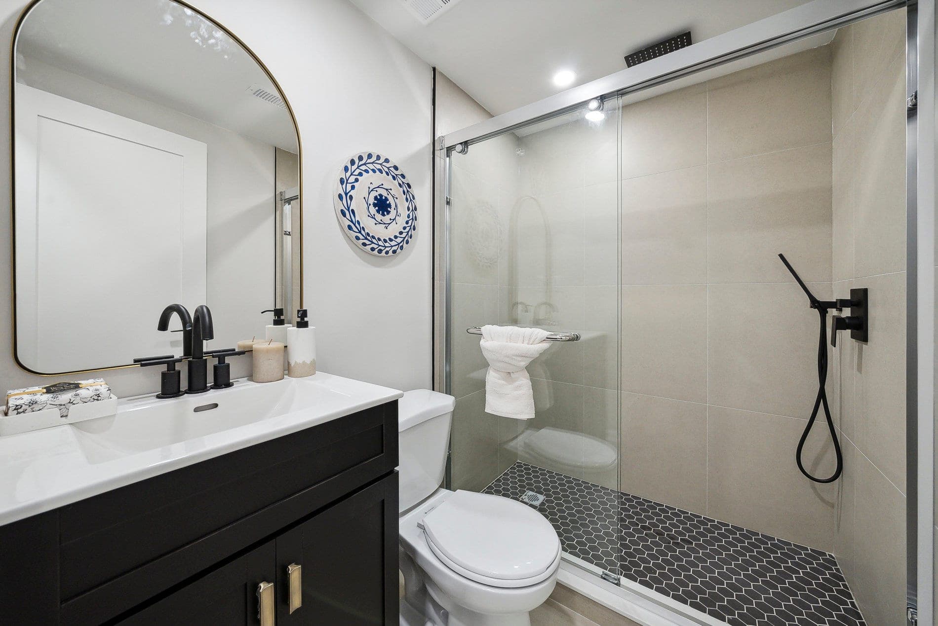 Interior Painting at 38 Saint Clarens Avenue, Toronto, ON M6K 2S3 — photo 29